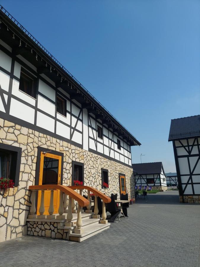 Agroturystyka Ranczo Gosciszow Nowogrodziec Esterno foto