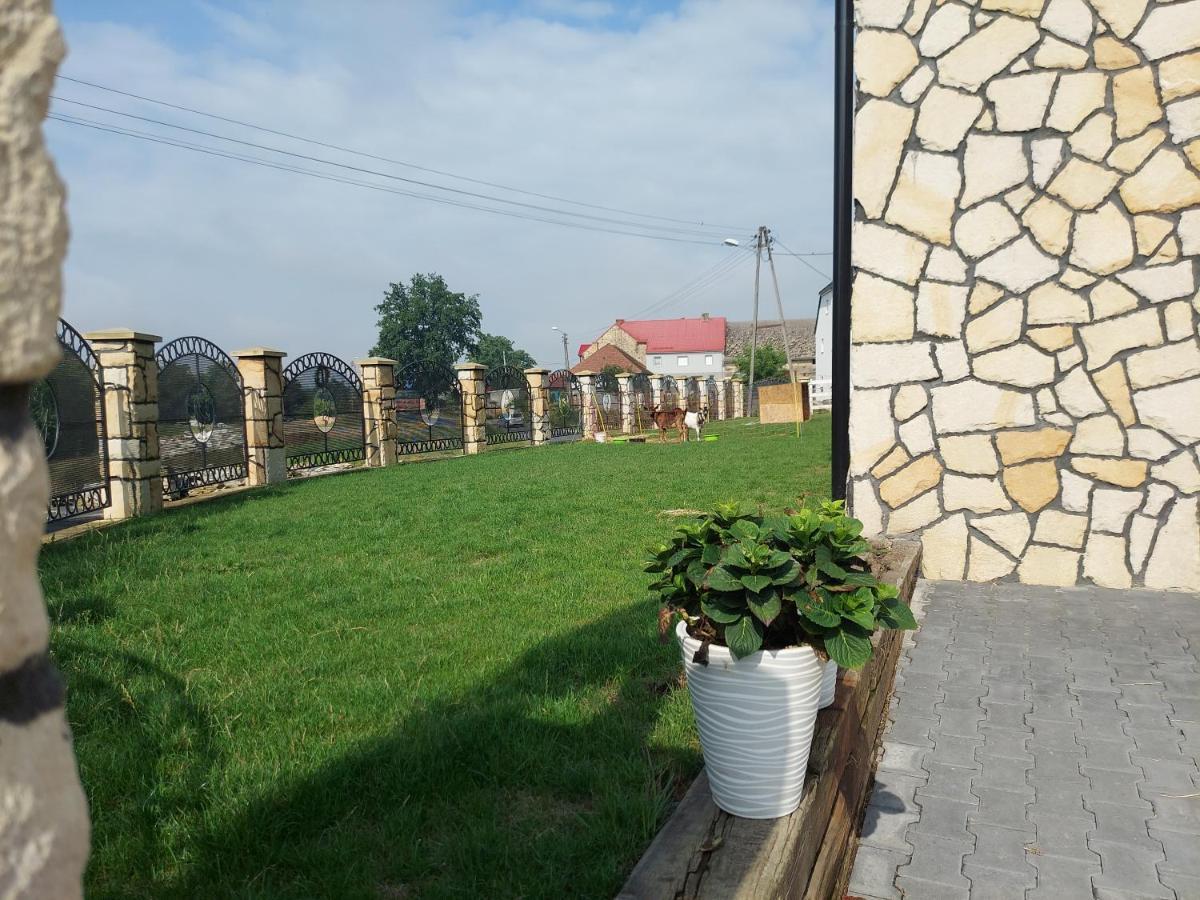 Agroturystyka Ranczo Gosciszow Nowogrodziec Esterno foto